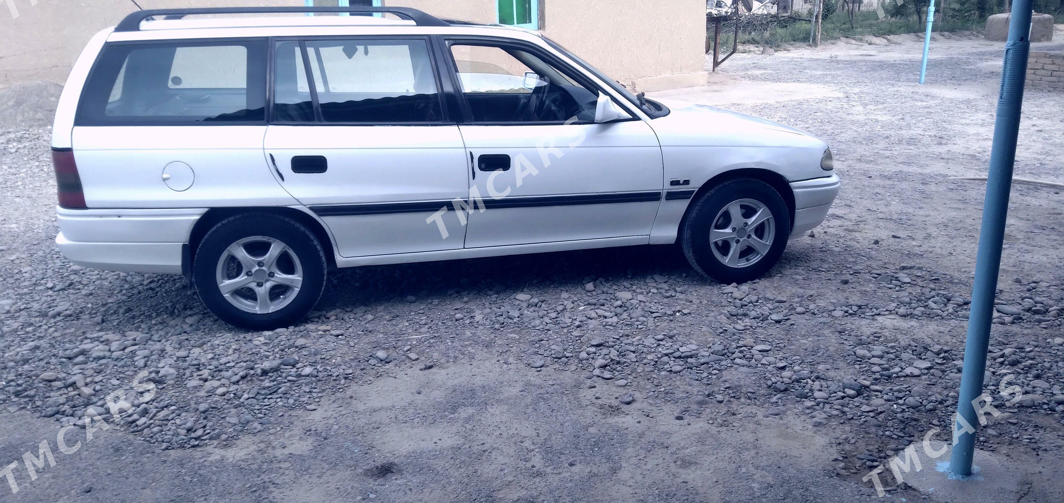 Opel Astra 1994 - 34 000 TMT - Кака - img 5