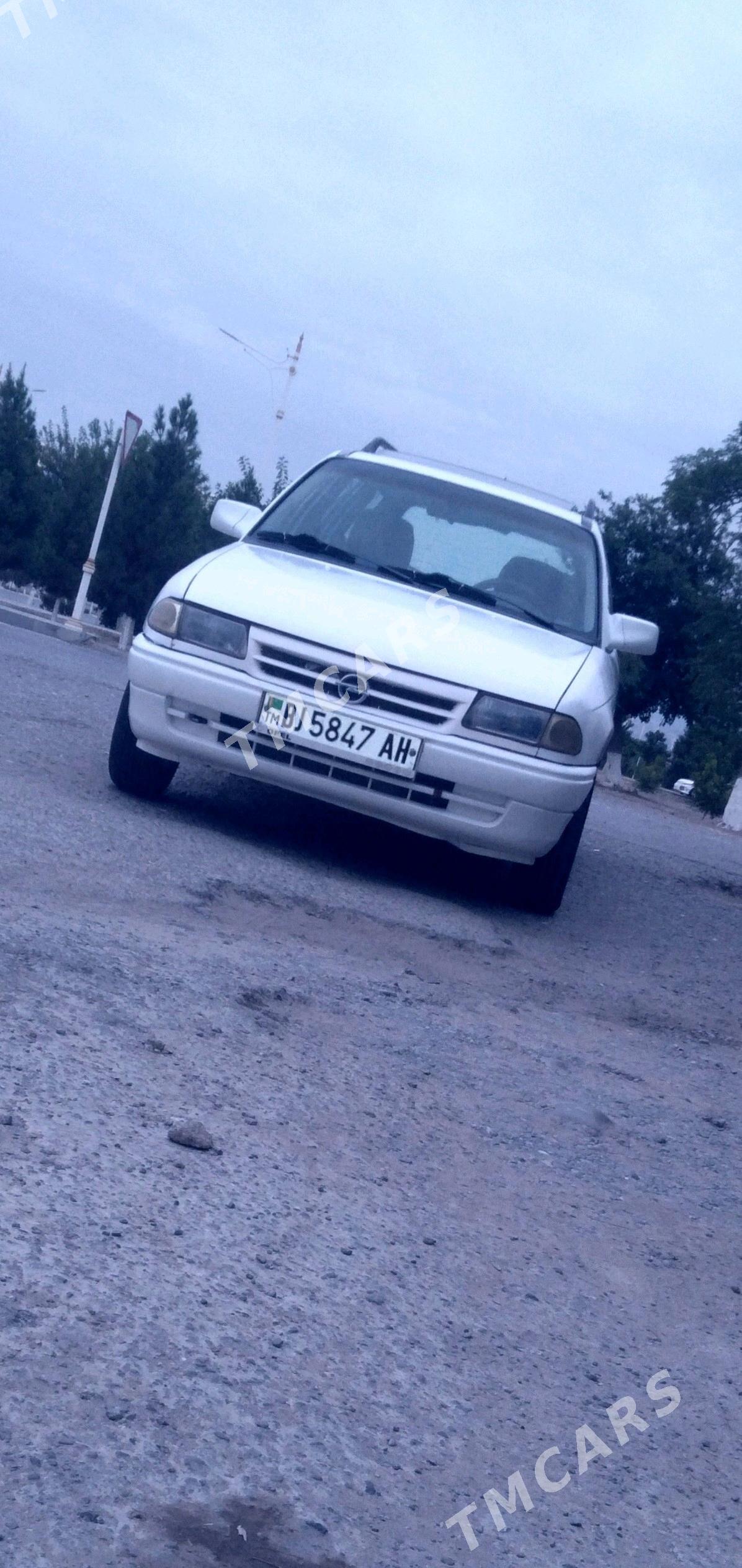 Opel Astra 1994 - 34 000 TMT - Кака - img 6