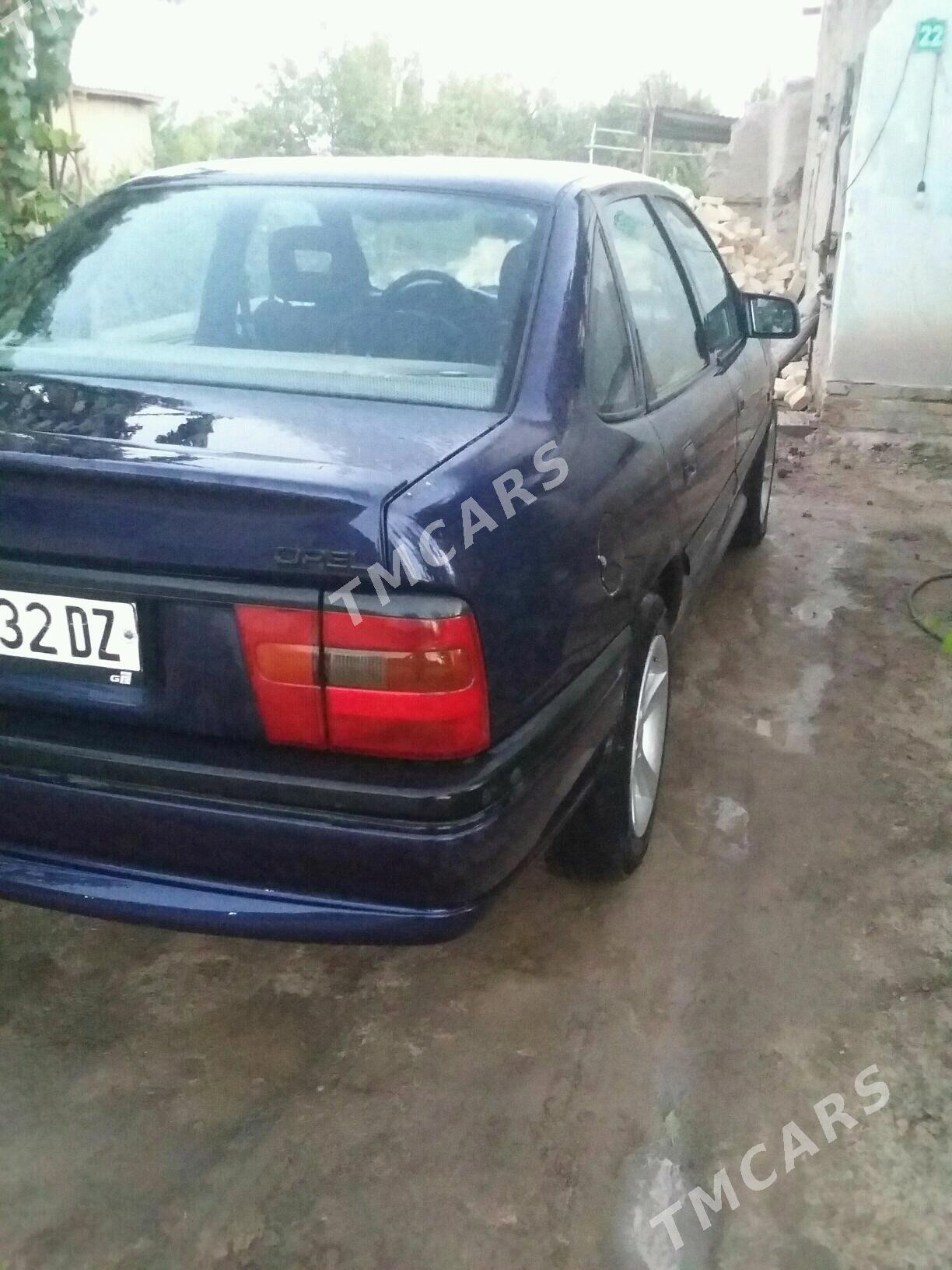 Opel Vectra 1995 - 52 000 TMT - Шабатский этрап - img 3