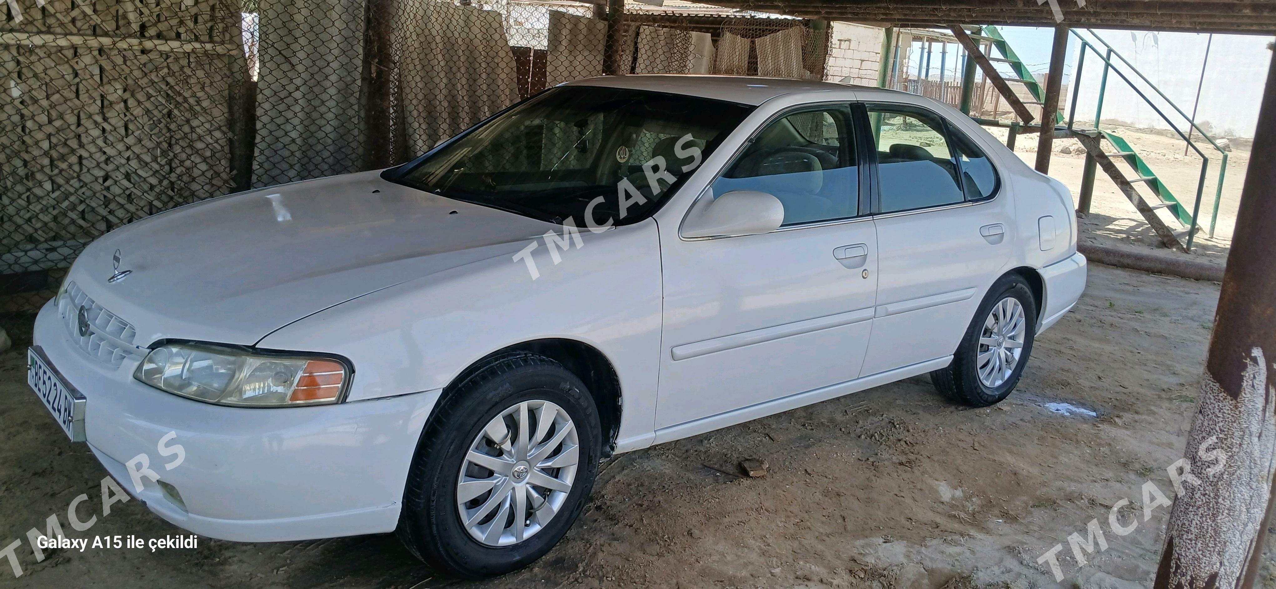 Nissan Altima 2000 - 50 000 TMT - Эсенгулы - img 4