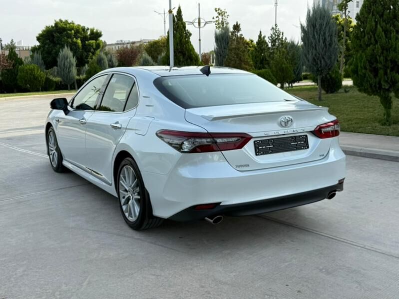 Toyota Camry 2022 - 610 000 TMT - Ашхабад - img 2