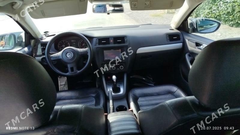 Volkswagen Jetta 2011 - 140 000 TMT - Багир - img 6