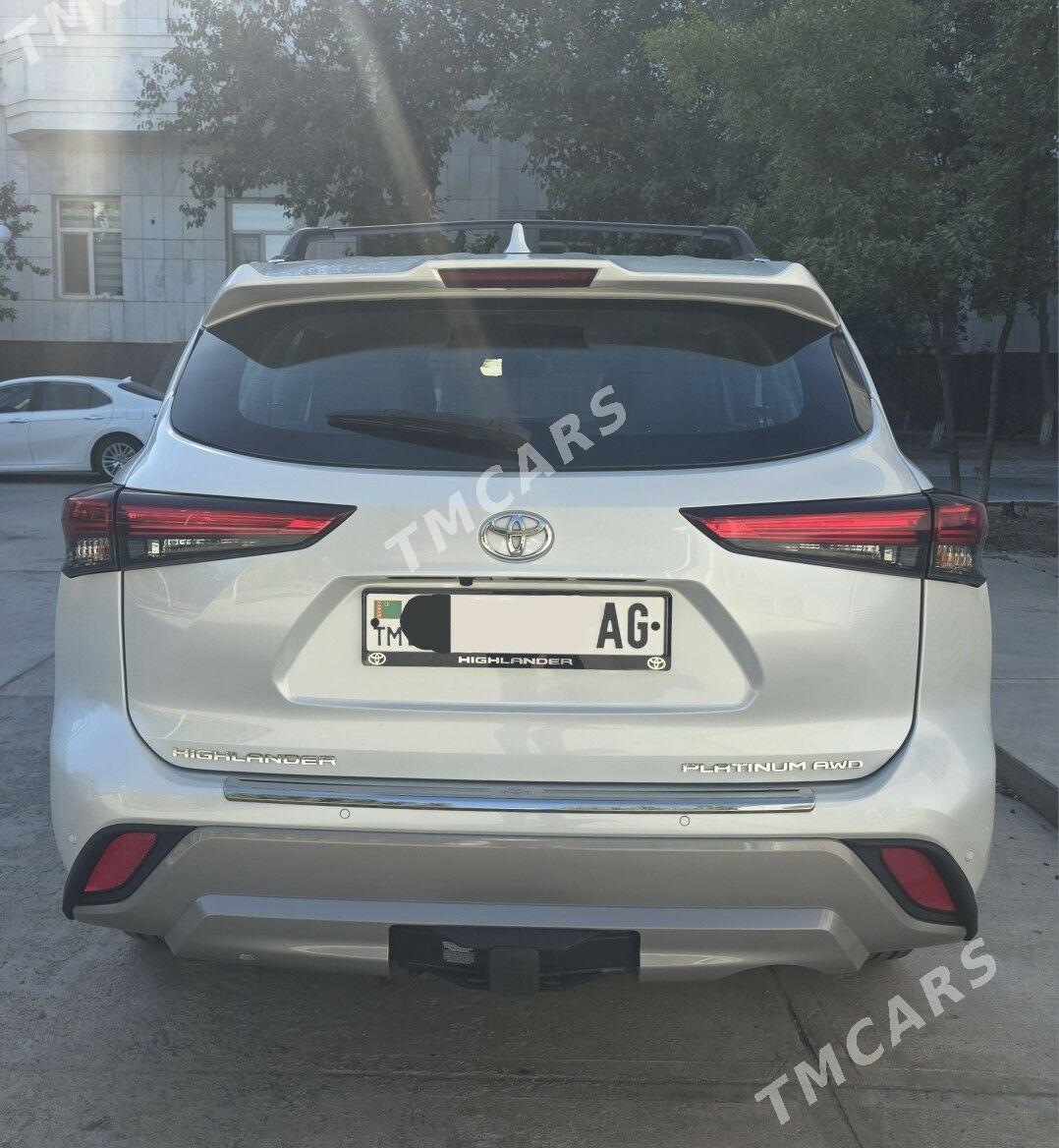 Toyota Highlander 2022 - 810 000 TMT - Ашхабад - img 4