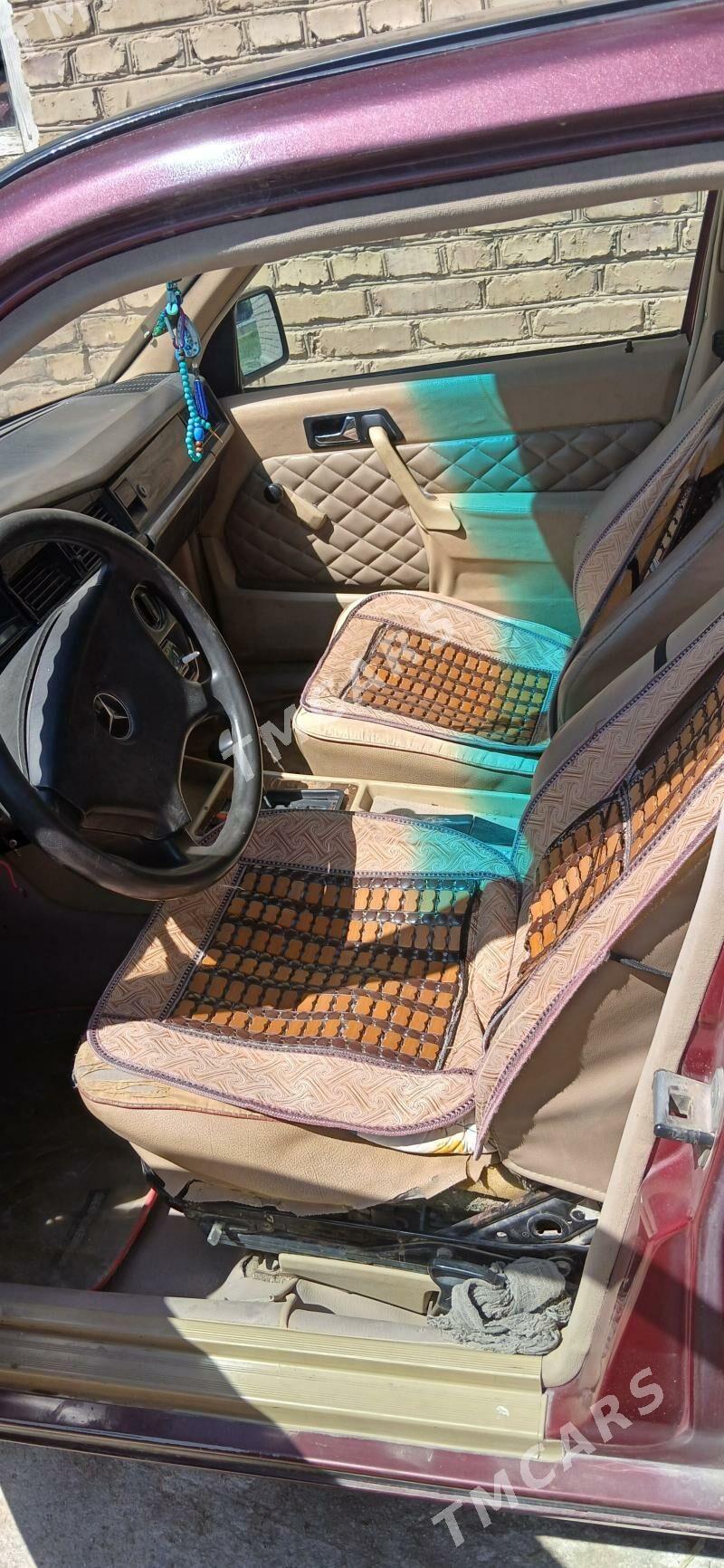 Mercedes-Benz 230E 1991 - 26 000 TMT - Mary - img 2