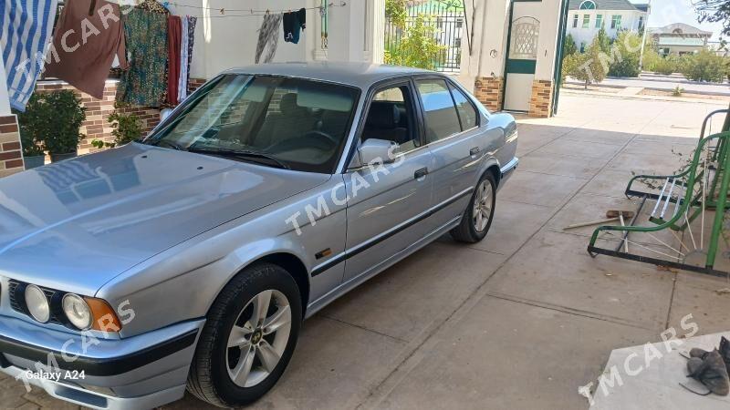 BMW 1 Series 1990 - 50 000 TMT - Balkanabat - img 2