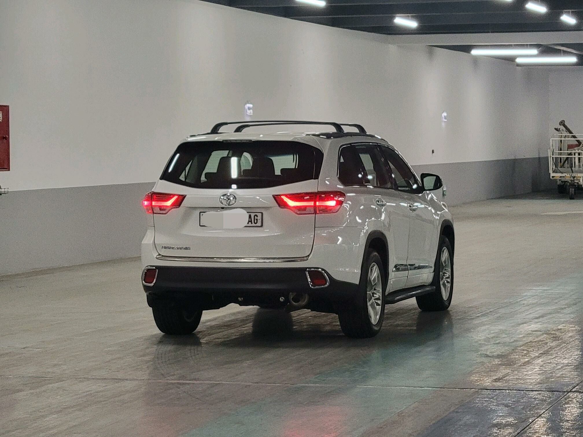 Toyota Highlander 2018 - 349 000 TMT - Ашхабад - img 4