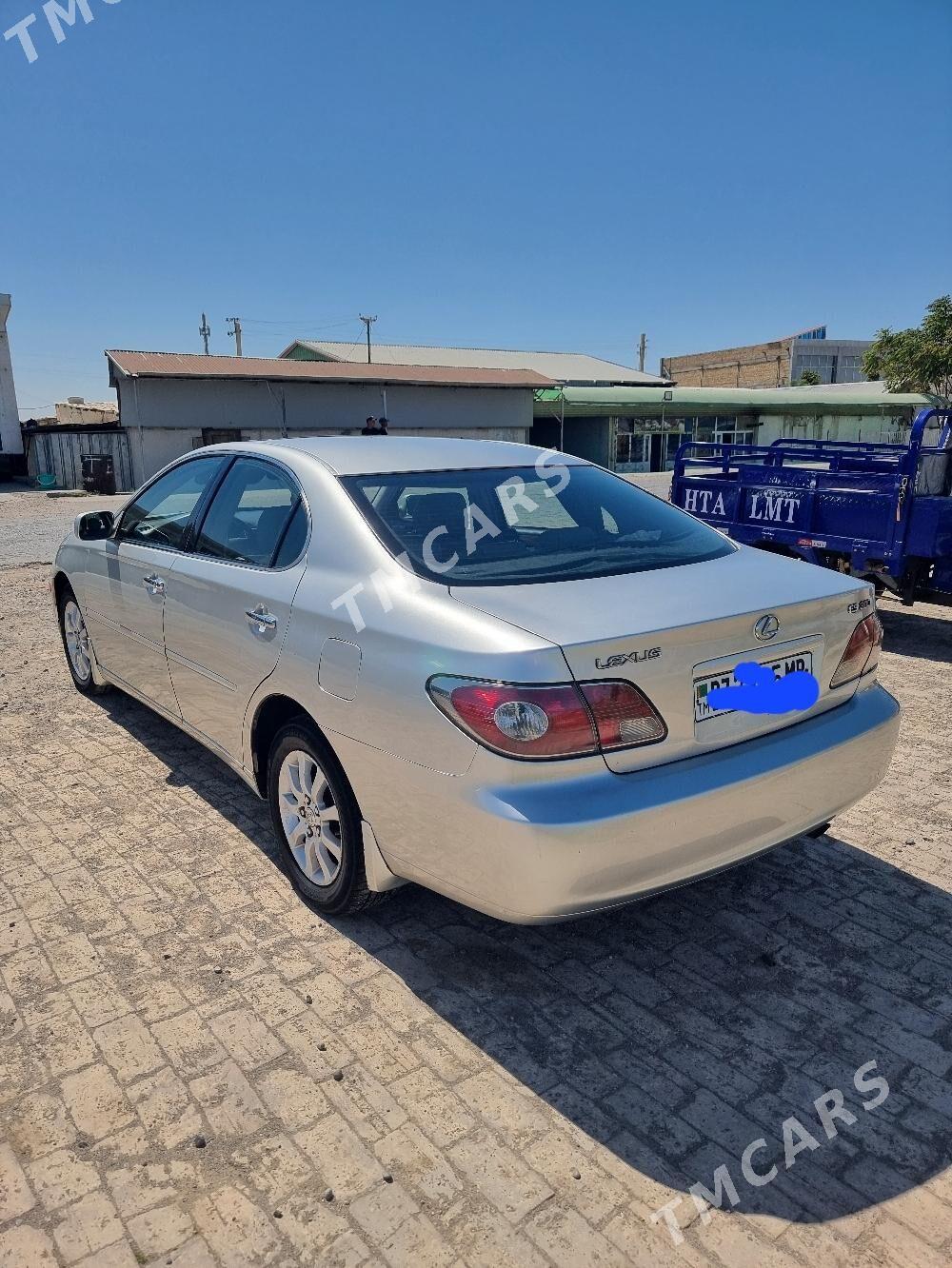 Lexus ES 300 2002 - 160 000 TMT - Ёлётен - img 2