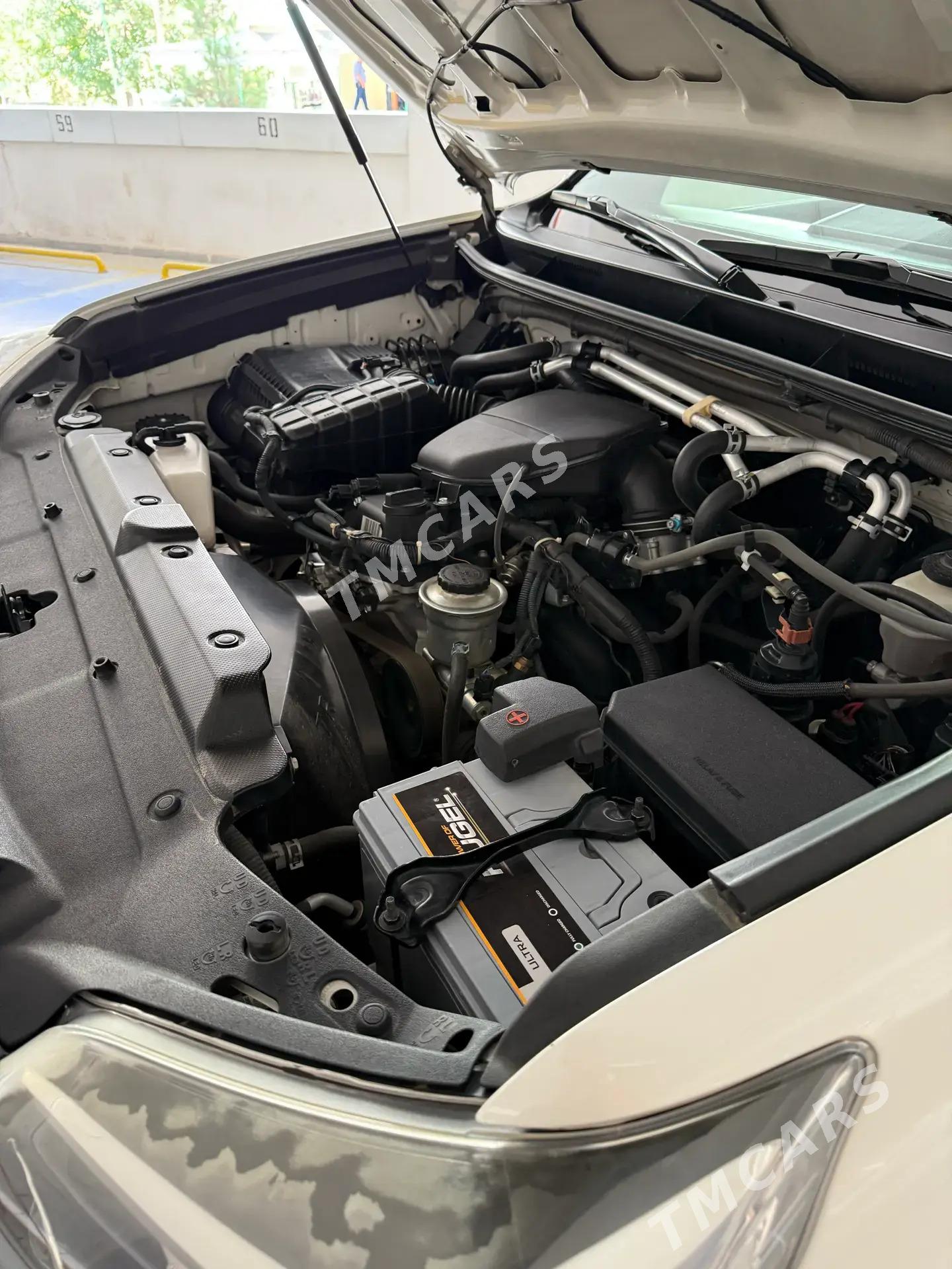 Toyota Land Cruiser Prado 2015 - 702 000 TMT - Ашхабад - img 3