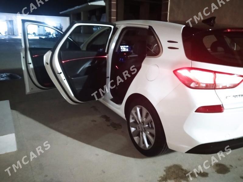 Hyundai Elantra GT 2019 - 205 000 TMT - Ашхабад - img 2