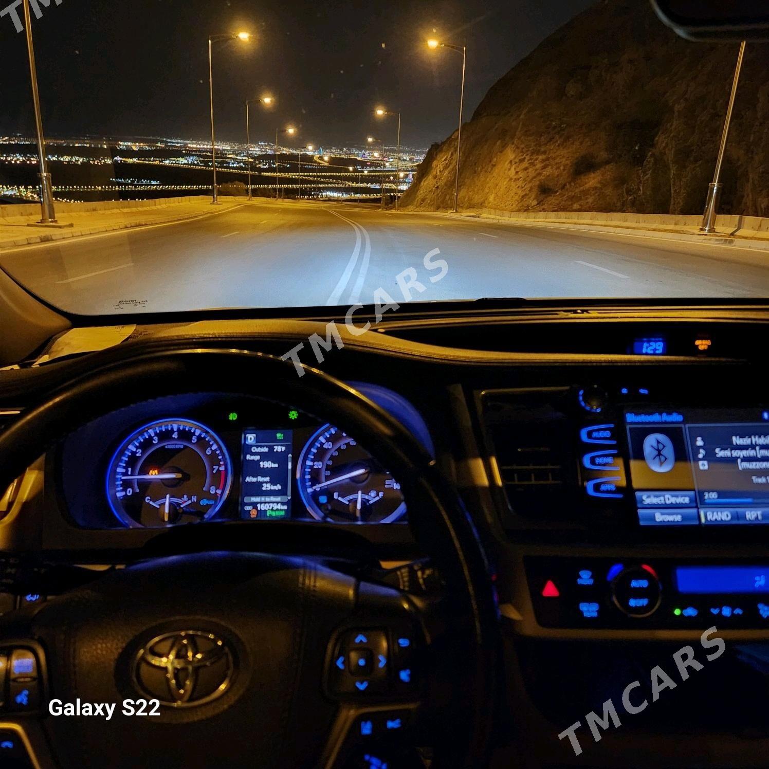 Toyota Highlander 2019 - 615 000 TMT - Гёкдепе - img 8