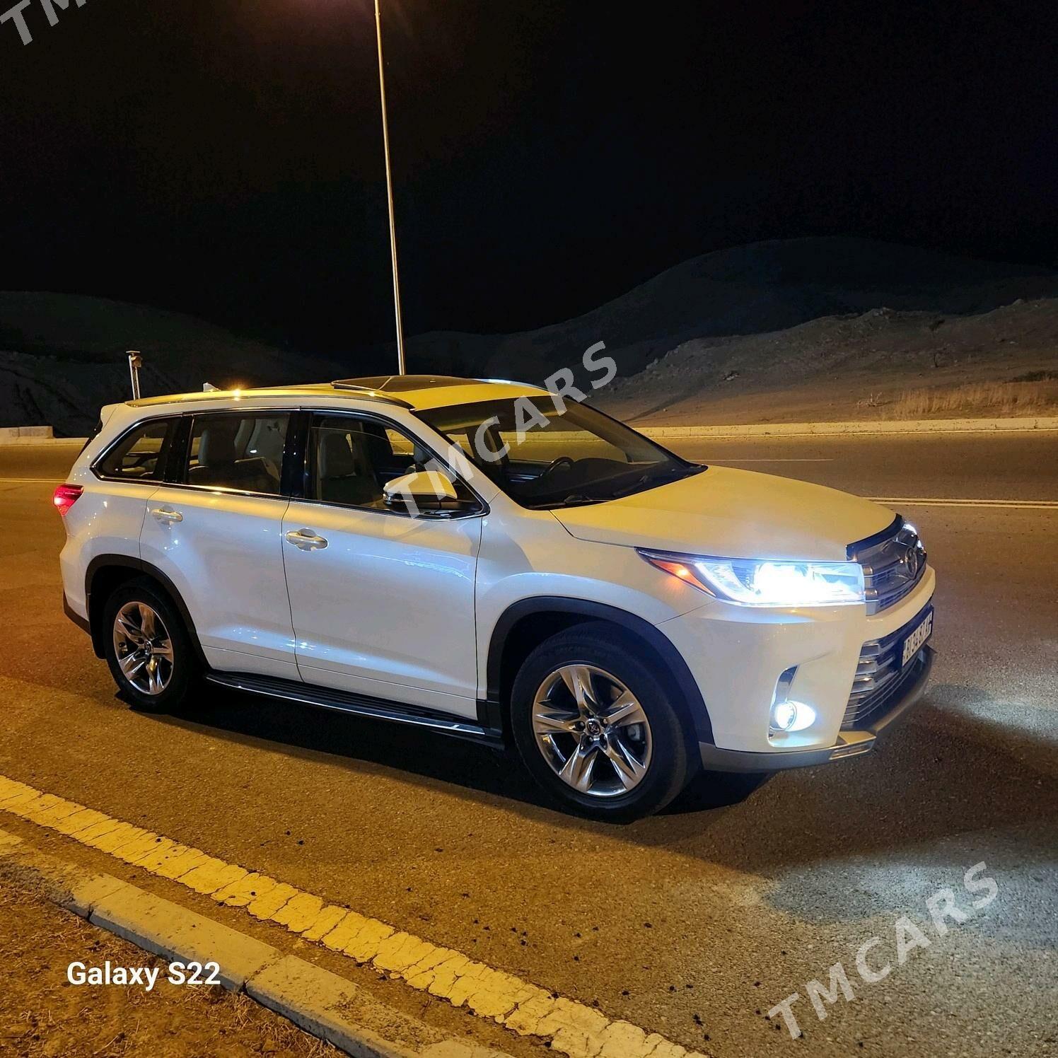 Toyota Highlander 2019 - 615 000 TMT - Гёкдепе - img 4