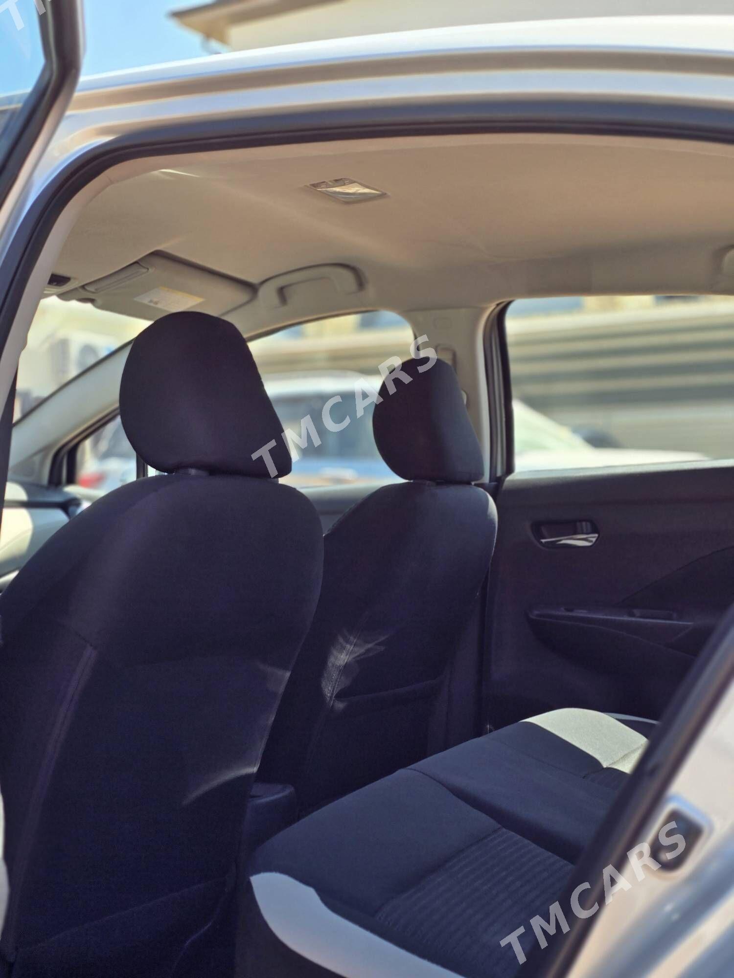 Nissan Versa 2020 - 200 000 TMT - Мары - img 3
