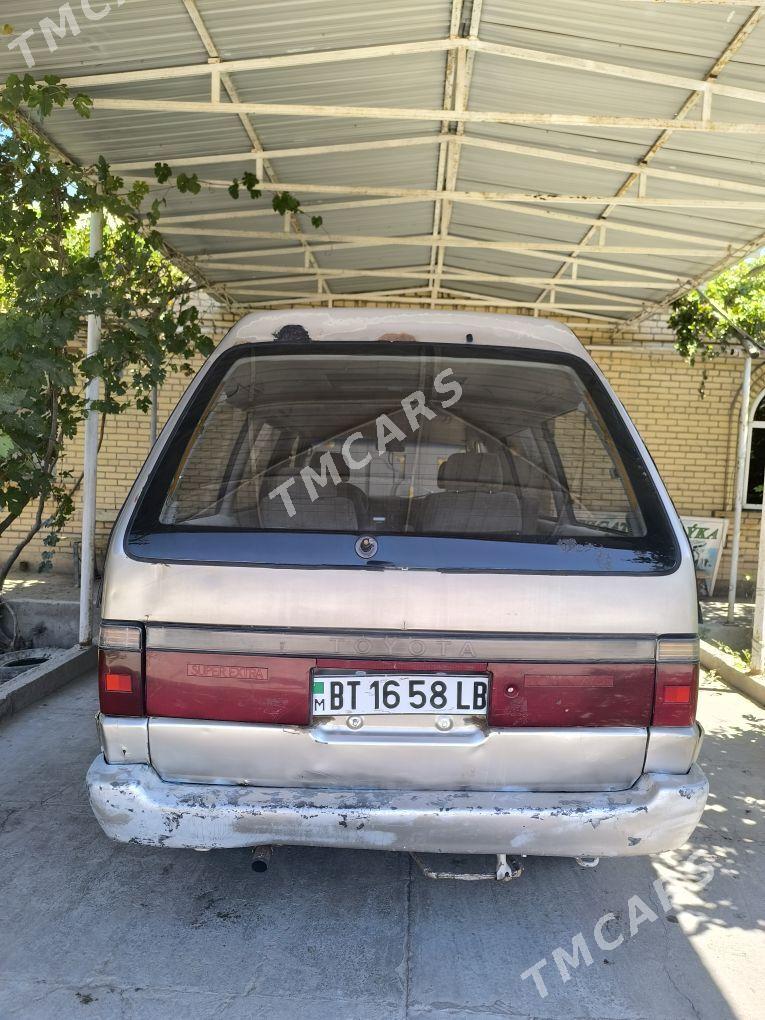 Toyota Town Ace 1991 - 25 000 TMT - Дянев - img 4