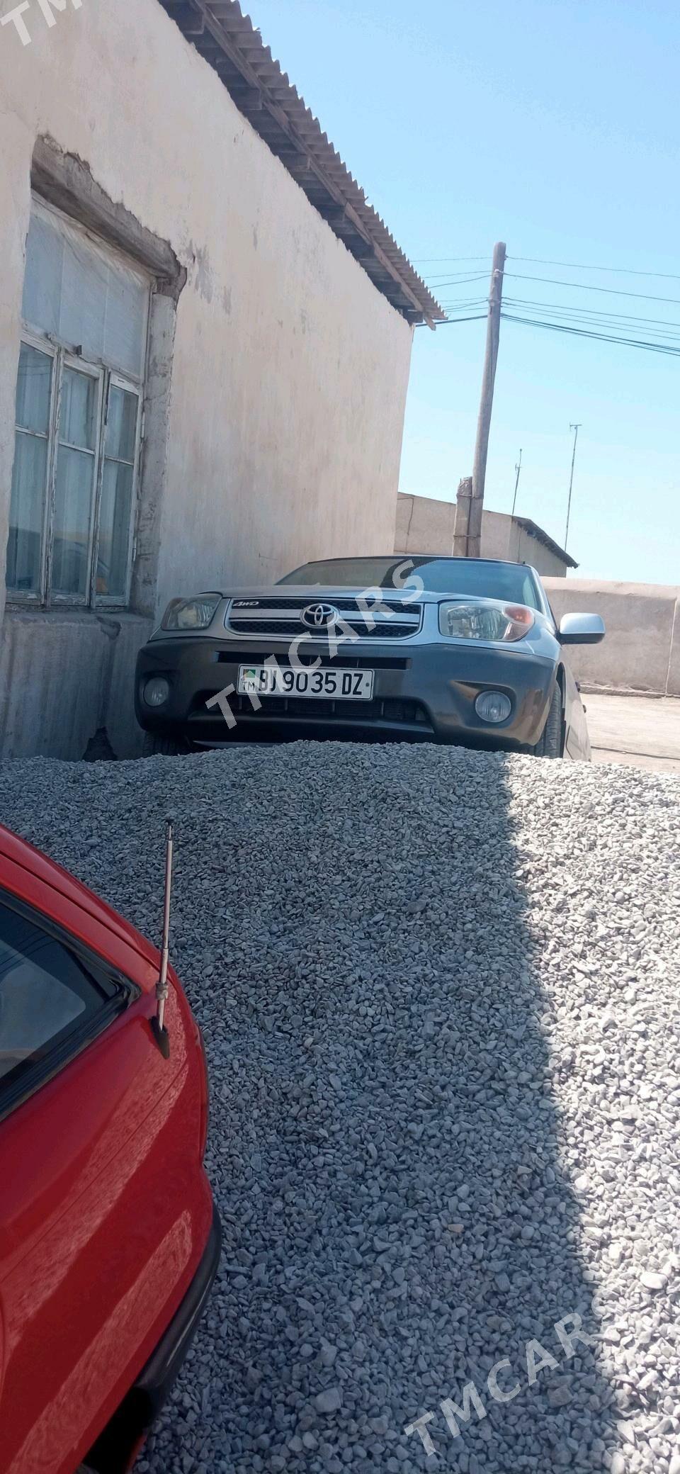 Toyota RAV4 2004 - 120 000 TMT - Daşoguz - img 6