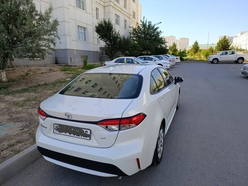 Toyota Corolla 2021 - 265 000 TMT - Aşgabat - img 5