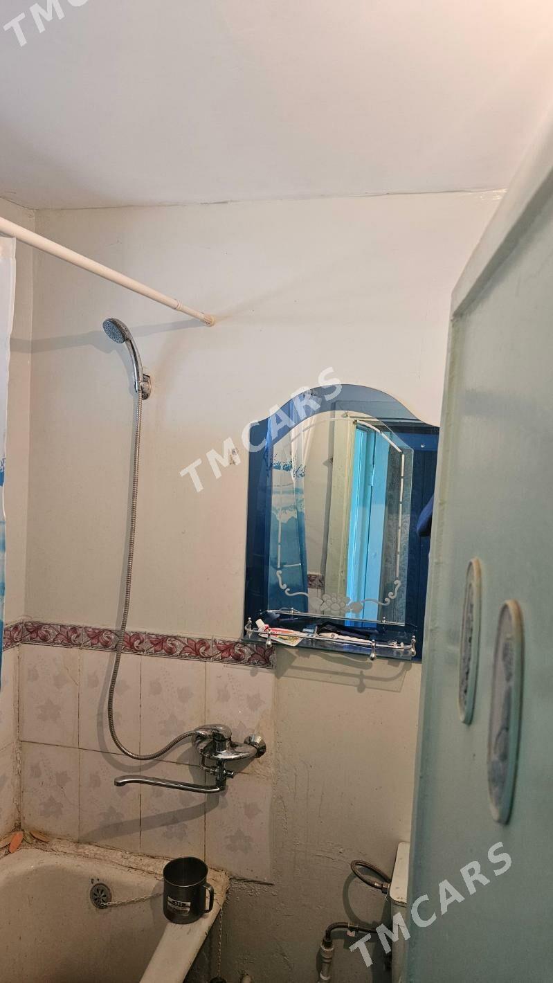 продаю 1ком 2этаж - Türkmenabat - img 4