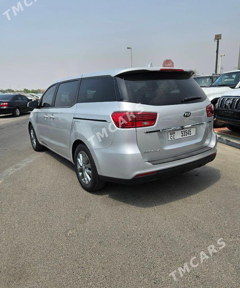 Kia Sedona 2021 - 355 000 TMT - Туркменбаши - img 4
