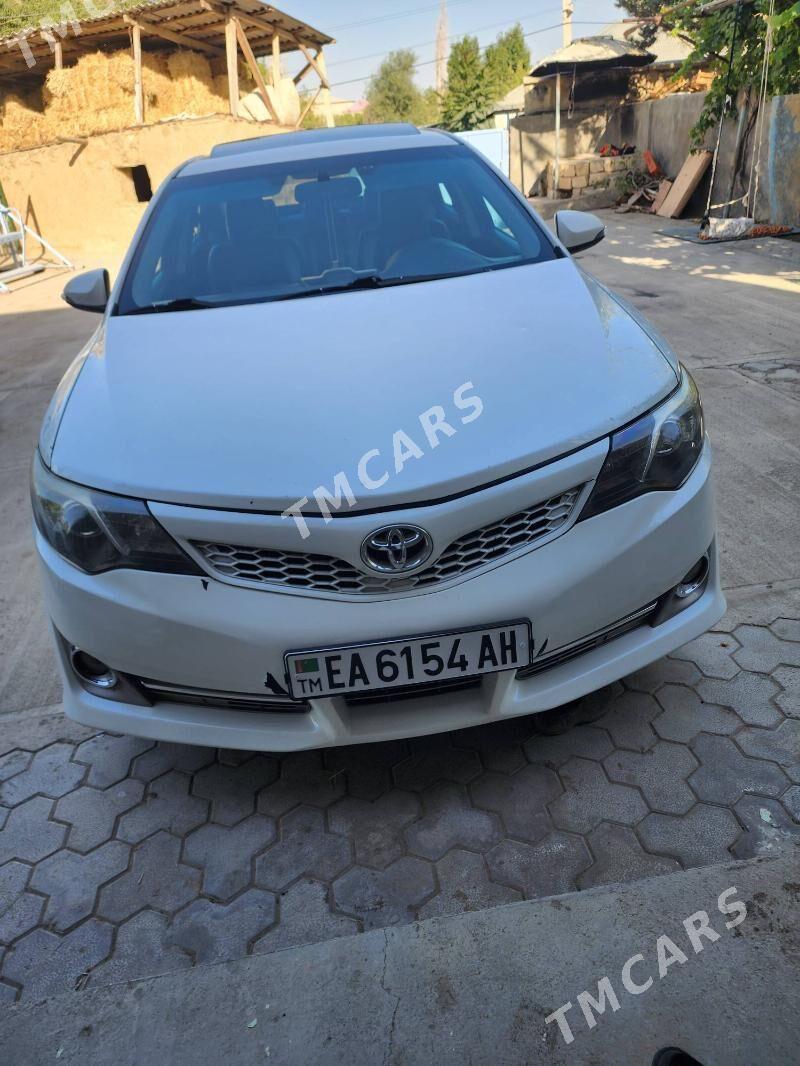 Toyota Camry 2012 - 225 000 TMT - Бахарден - img 3