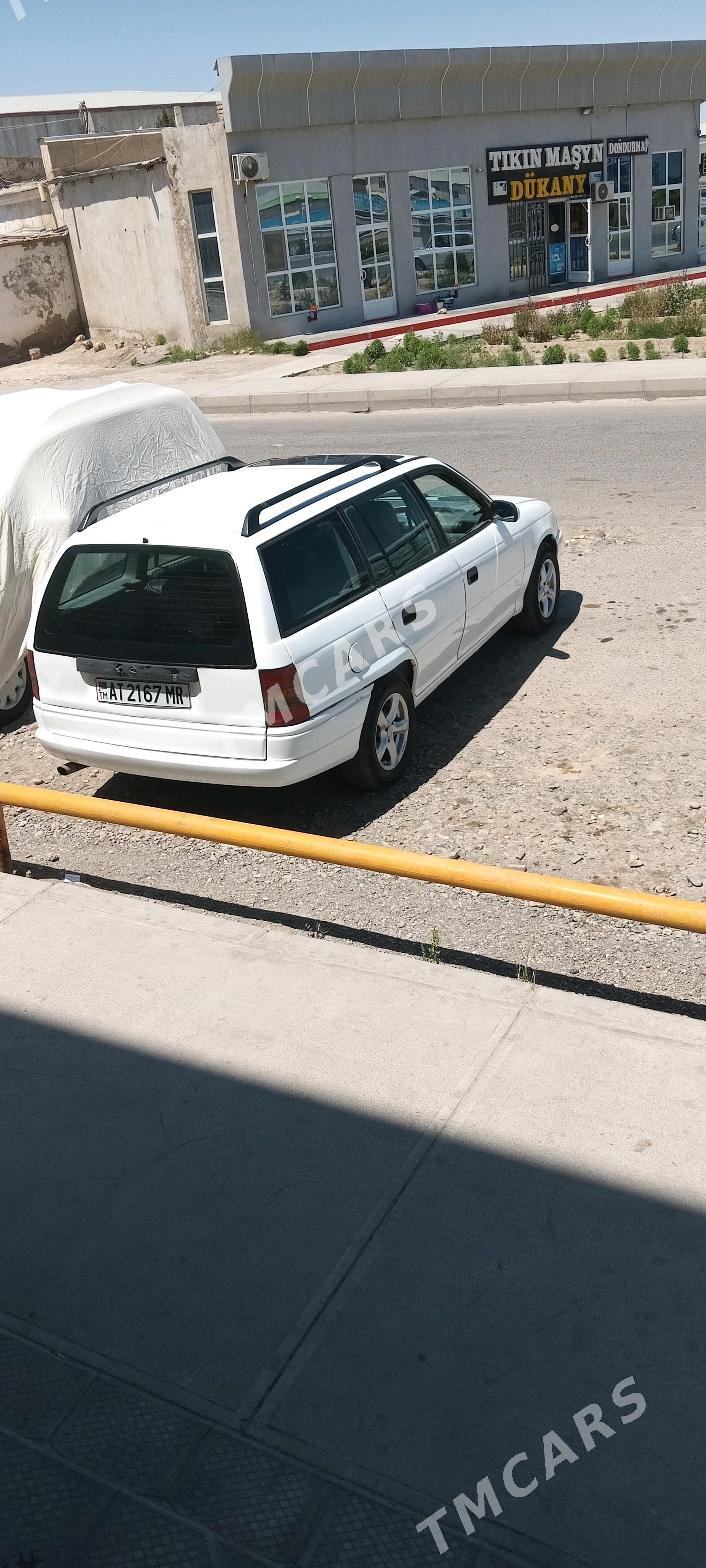 Opel Astra 1993 - 33 000 TMT - Murgap - img 2