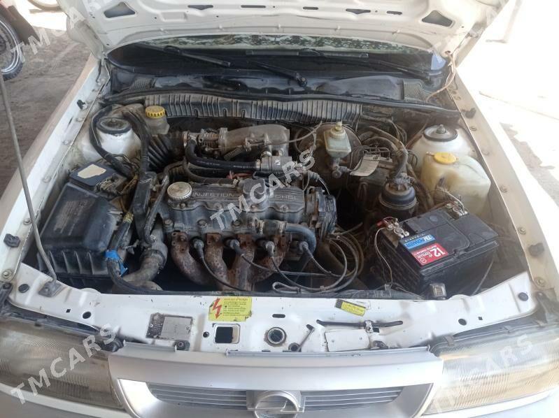 Opel Vectra 1994 - 50 000 TMT - Саят - img 4