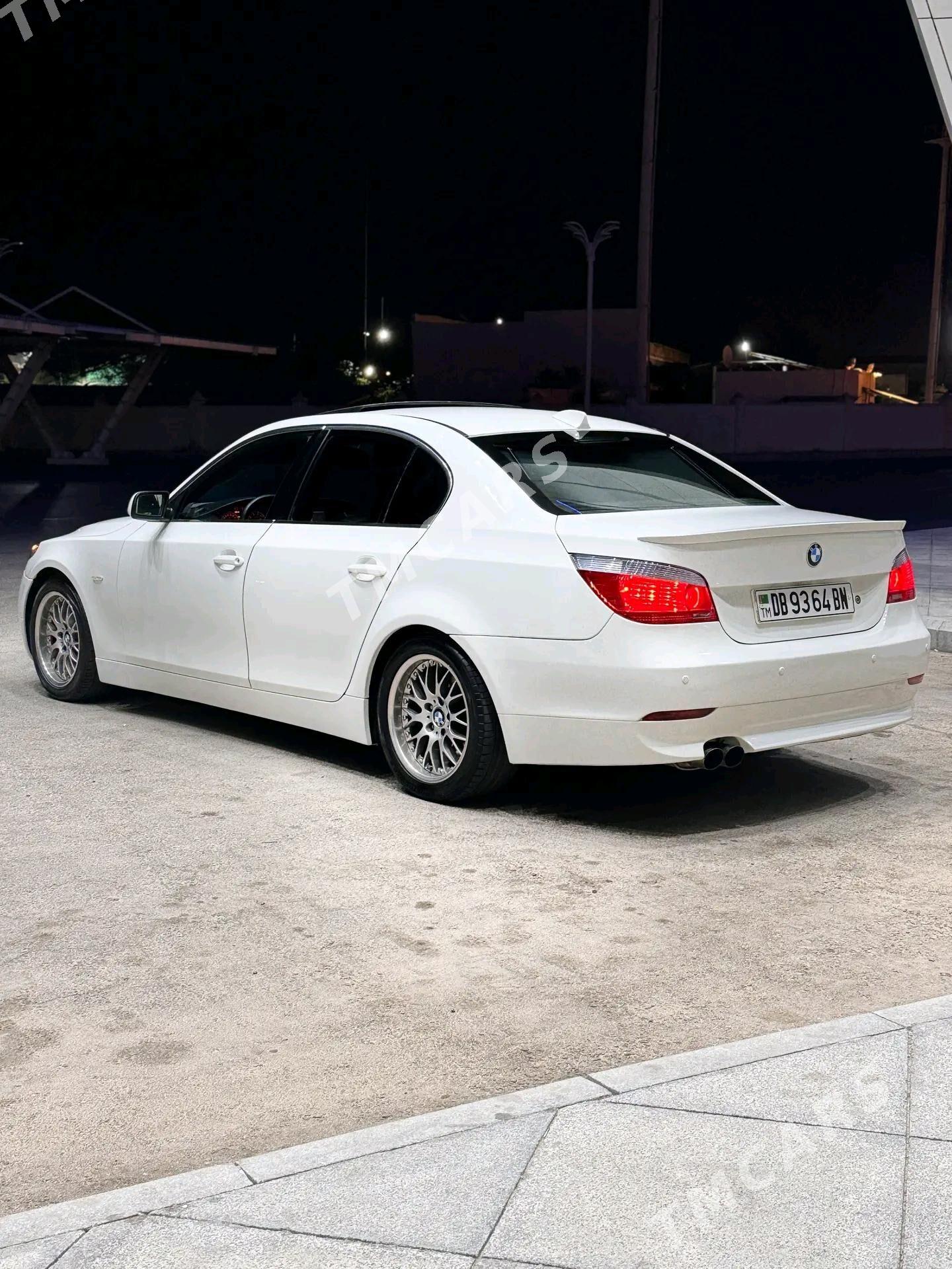 BMW E60 2004 - 186 000 TMT - Балканабат - img 3