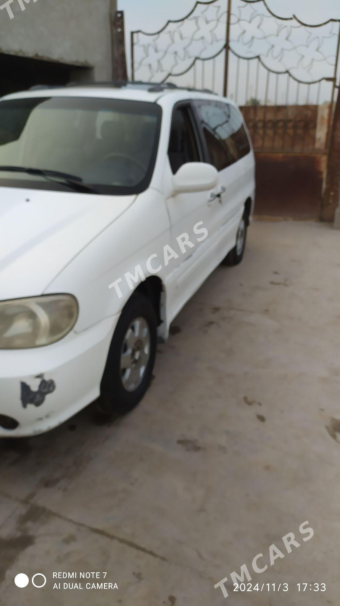 Kia Carnival 2001 - 35 000 TMT - Шабатский этрап - img 8