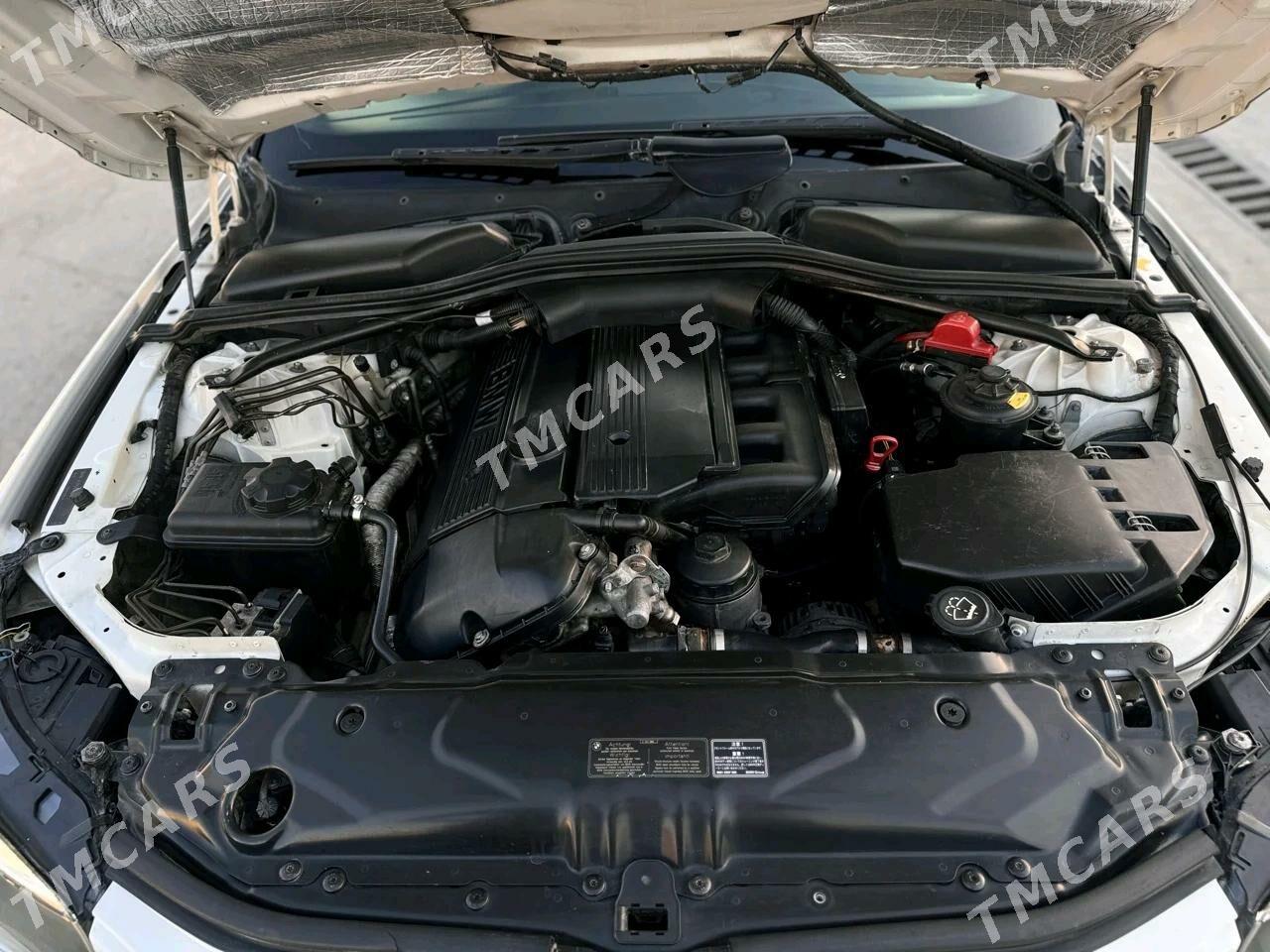 BMW E60 2004 - 186 000 TMT - Балканабат - img 5