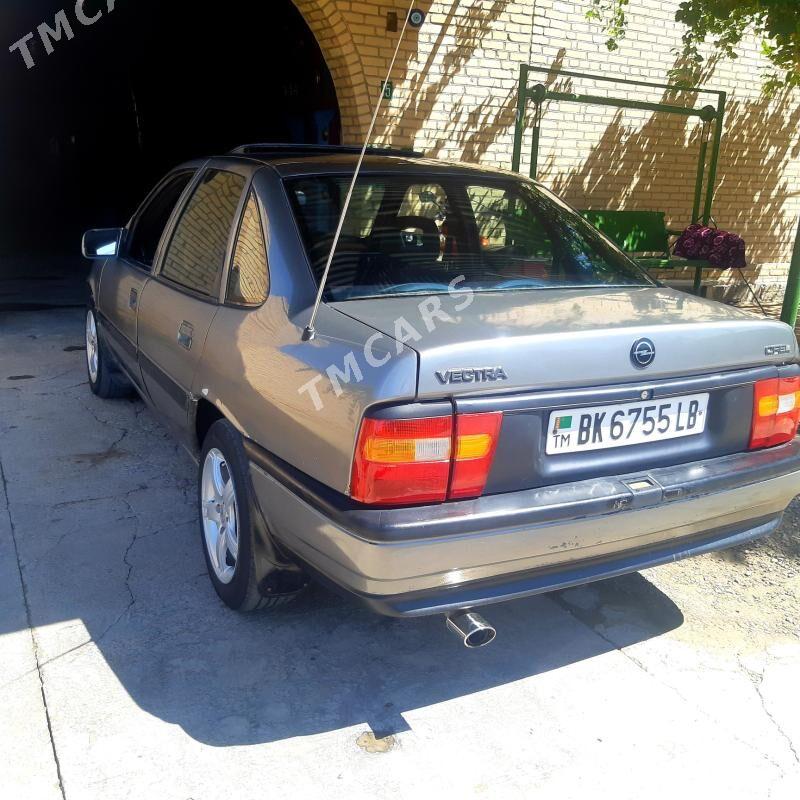Opel Vectra 1993 - 34 000 TMT - Dänew - img 2