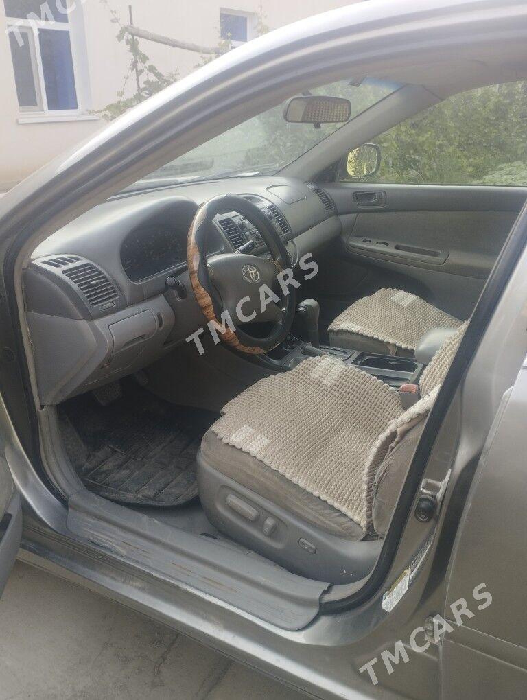 Toyota Camry 2004 - 140 000 TMT - Köneürgenç - img 4