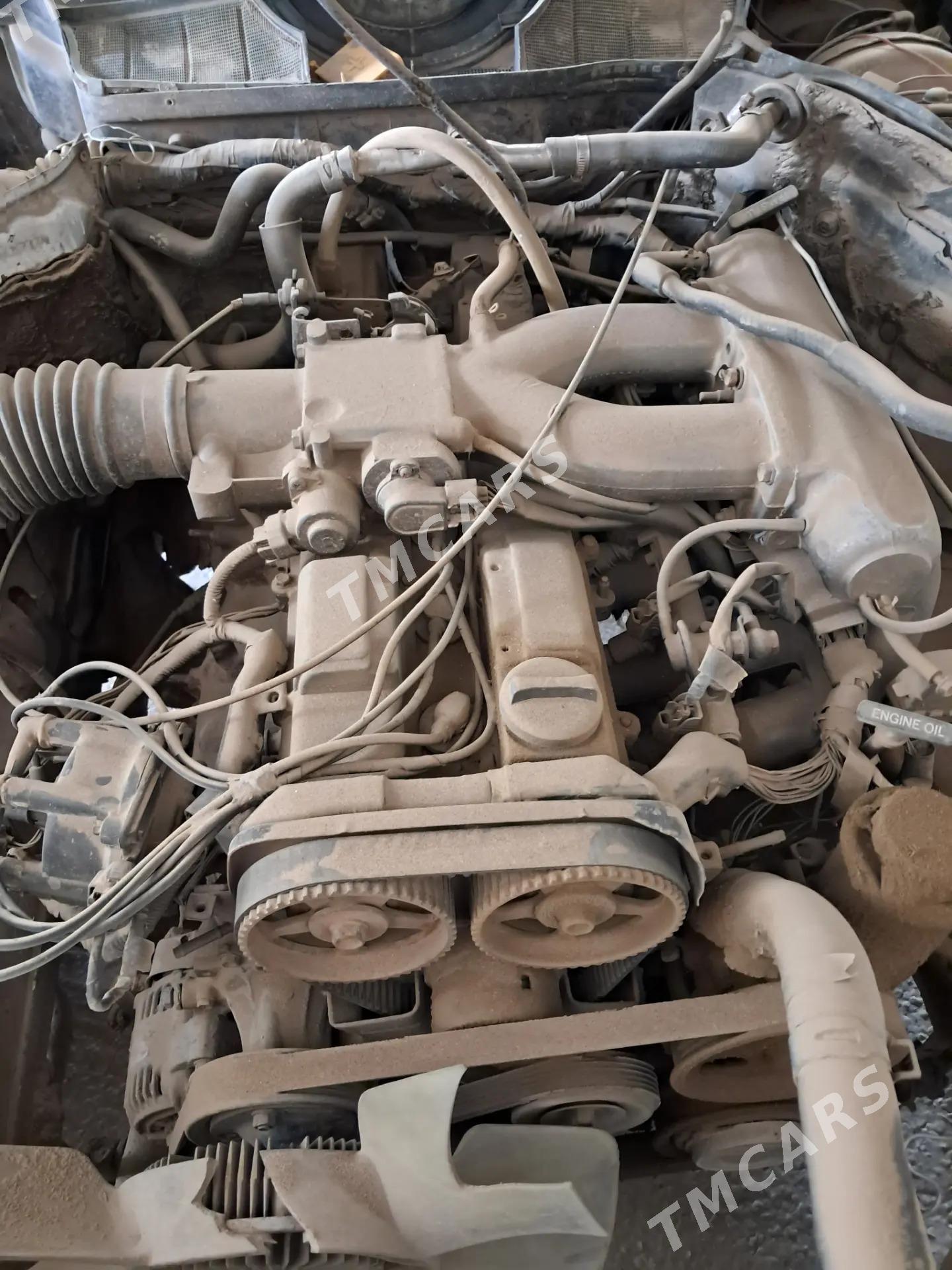 Mercedes-Benz 190-Class 1990 - 18 000 TMT - Сейди - img 6