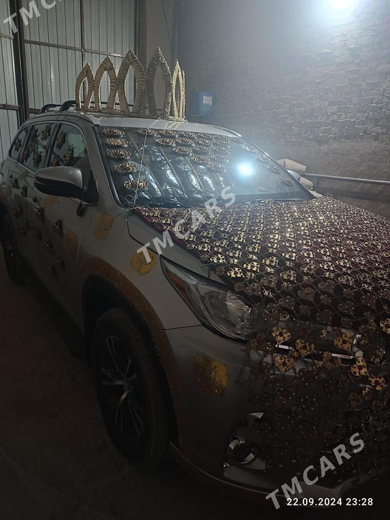Toyota Highlander 2017 - 390 000 TMT - Türkmenbaşy etr. - img 3
