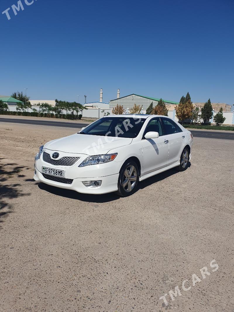 Toyota Camry 2010 - 220 000 TMT - Baýramaly - img 2