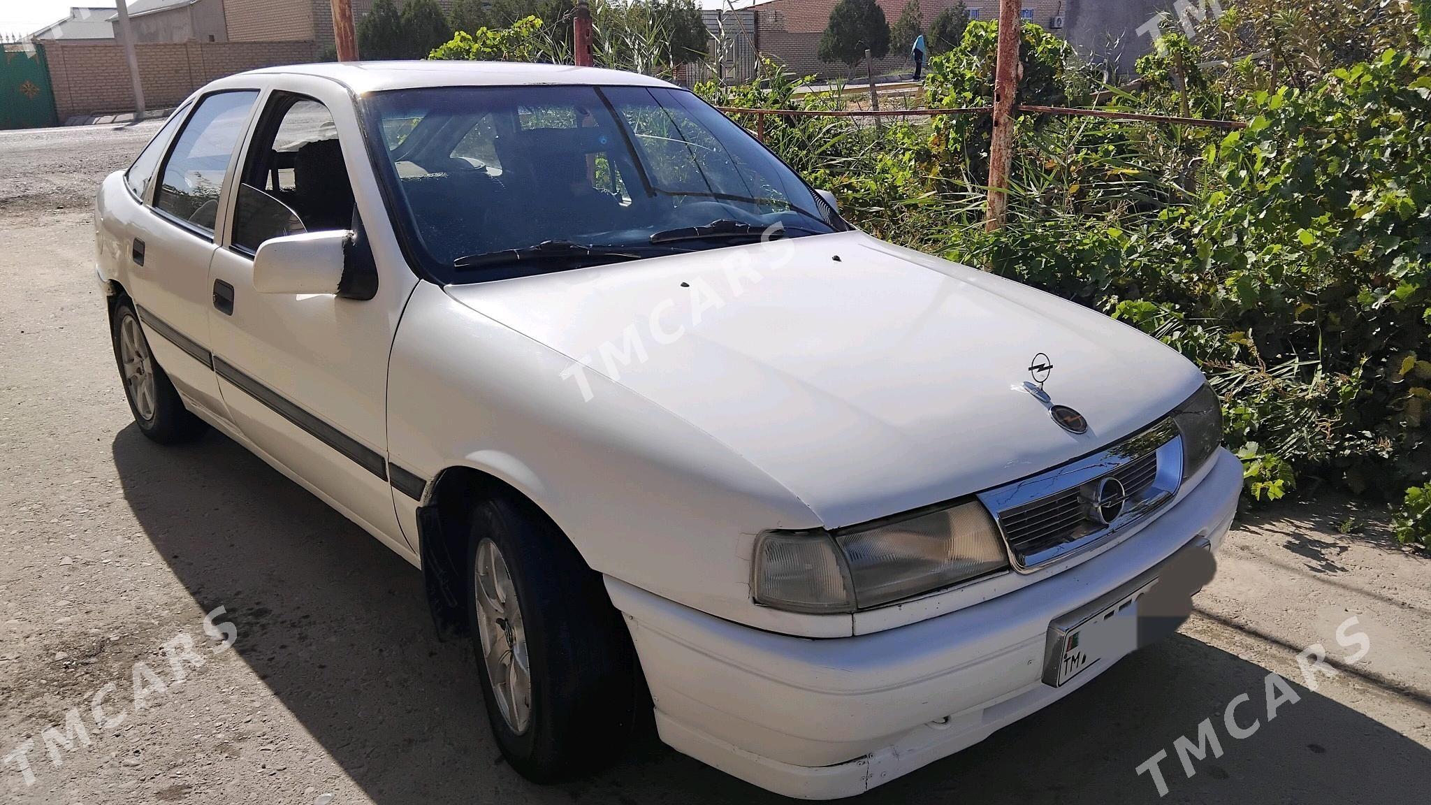 Opel Vectra 1991 - 27 000 TMT - Sarahs - img 3