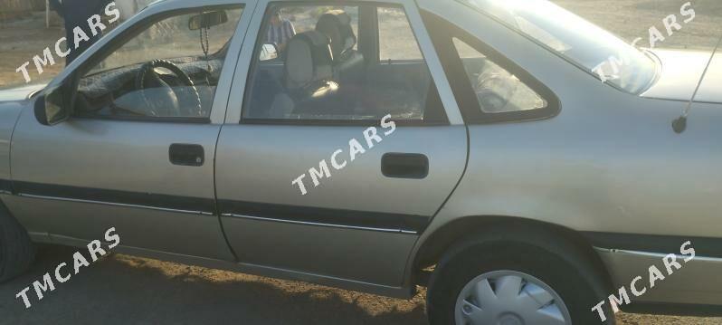 Opel Vectra 1991 - 30 000 TMT - Болдумсаз - img 6