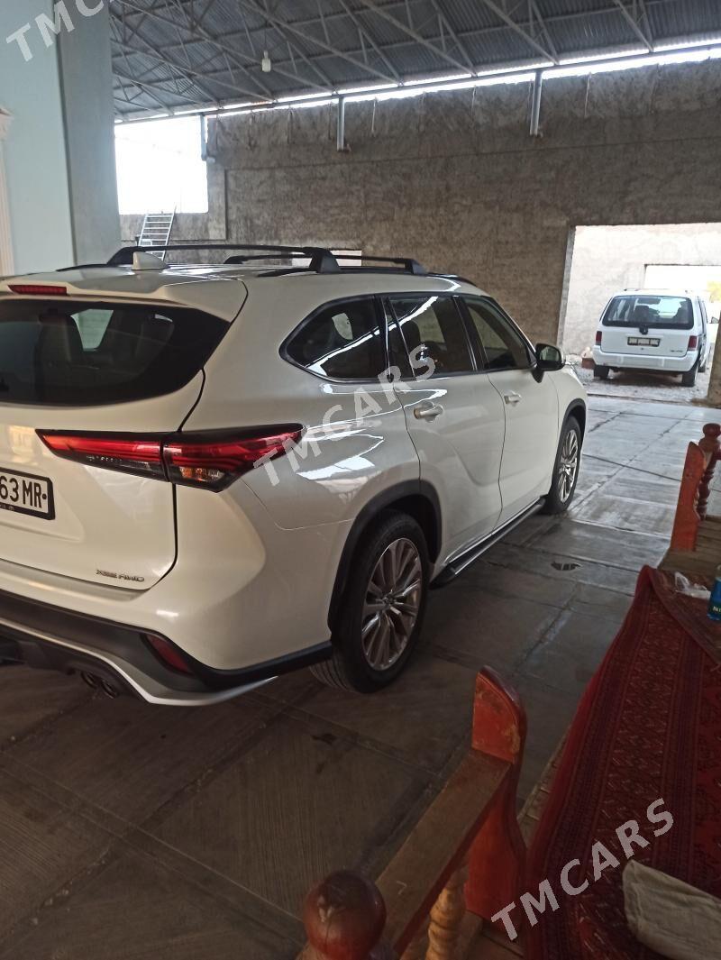 Toyota Highlander 2021 - 600 000 TMT - Мары - img 2