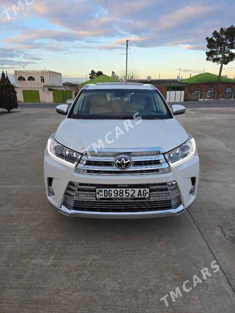 Toyota Highlander 2018 - 430 000 TMT - Бузмеин ГРЭС - img 6