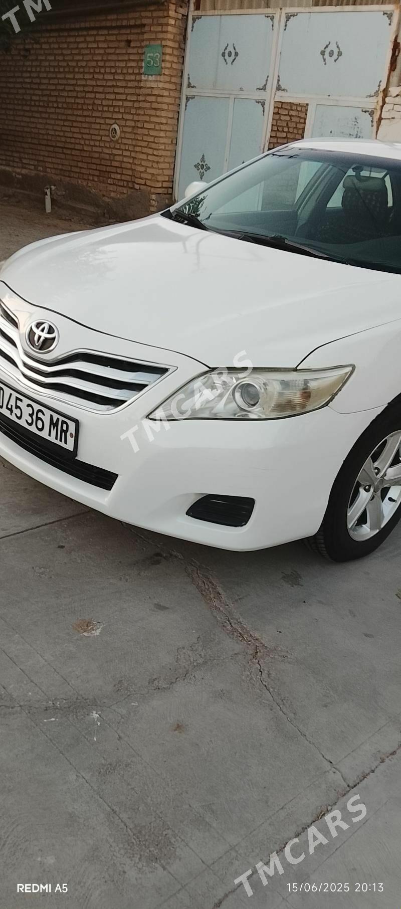 Toyota Camry 2011 - 155 000 TMT - Байрамали - img 2