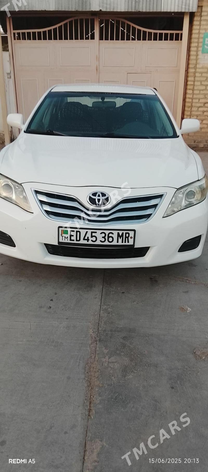 Toyota Camry 2011 - 155 000 TMT - Байрамали - img 9