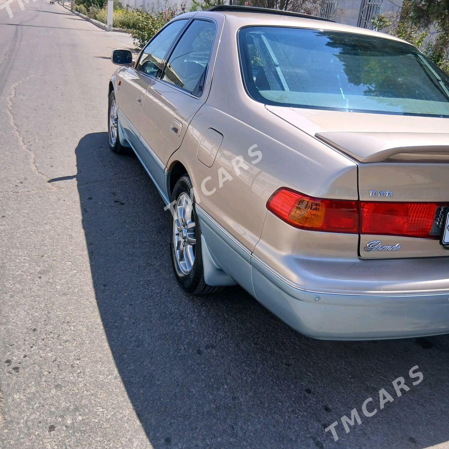 Toyota Camry 2001 - 250 000 TMT - Шабатский этрап - img 4