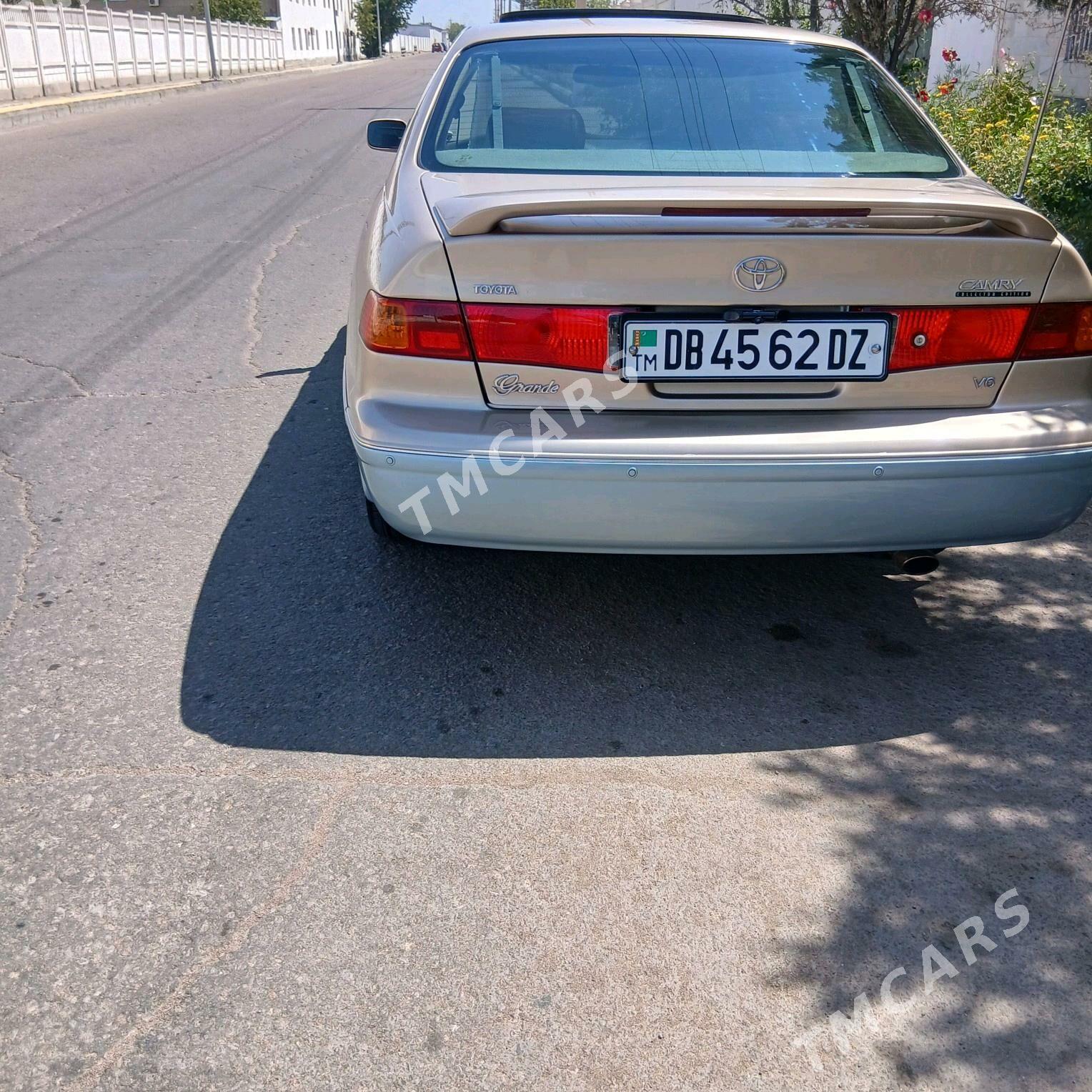 Toyota Camry 2001 - 250 000 TMT - Шабатский этрап - img 5