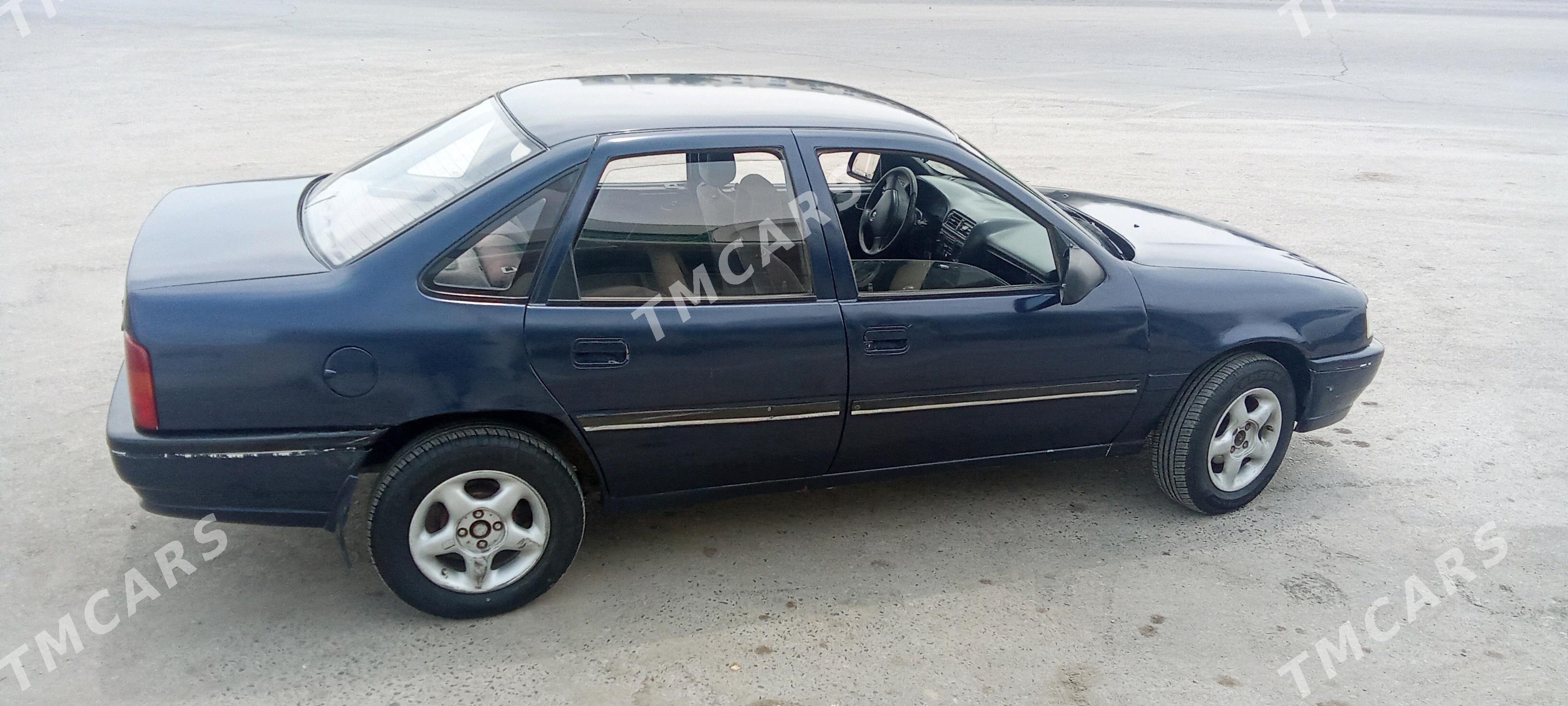 Opel Vectra 1990 - 20 000 TMT - Saýat - img 5