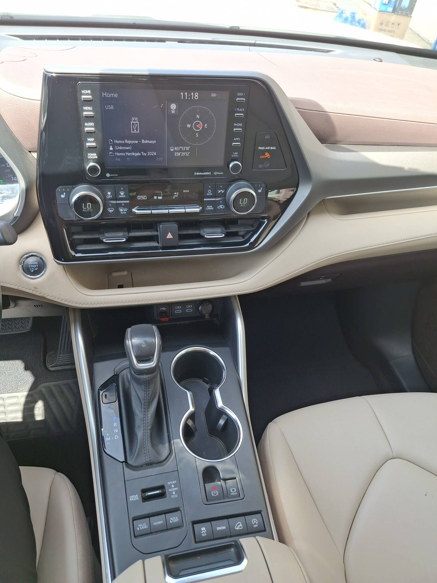 Toyota Highlander 2021 - 595 000 TMT - Ашхабад - img 6