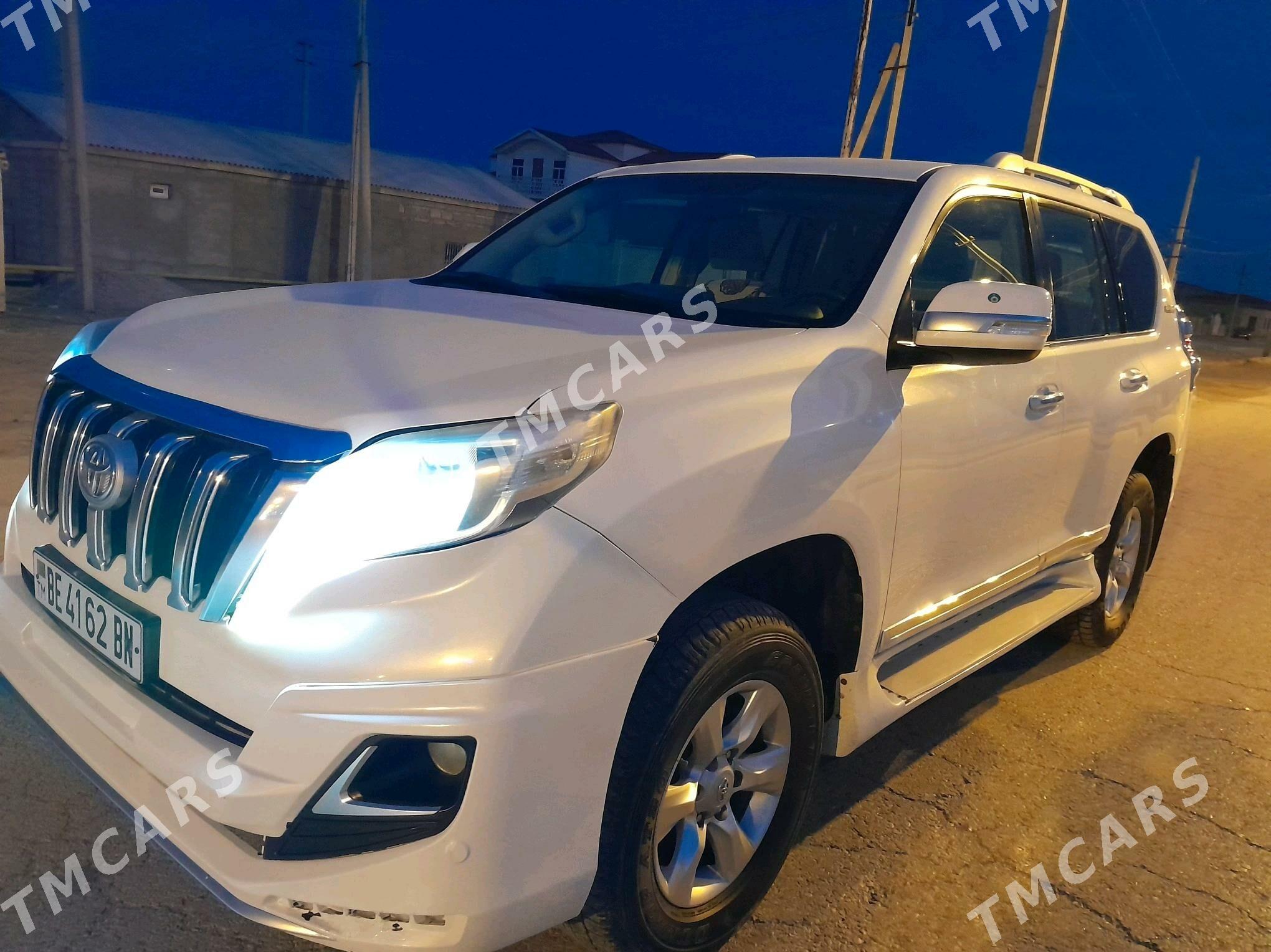 Toyota Land Cruiser Prado 2011 - 580 000 TMT - Esenguly - img 2