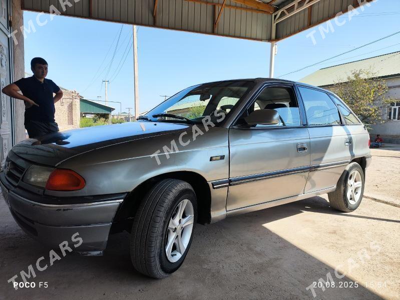 Opel Astra 1993 - 40 000 TMT - Кёнеургенч - img 3