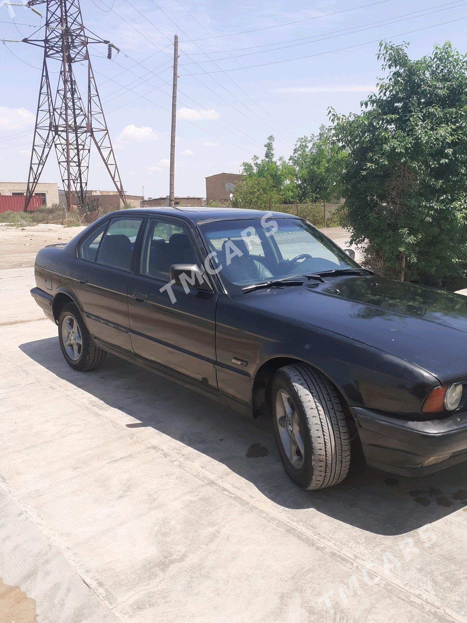 BMW 525 1991 - 50 000 TMT - Ýolöten - img 4