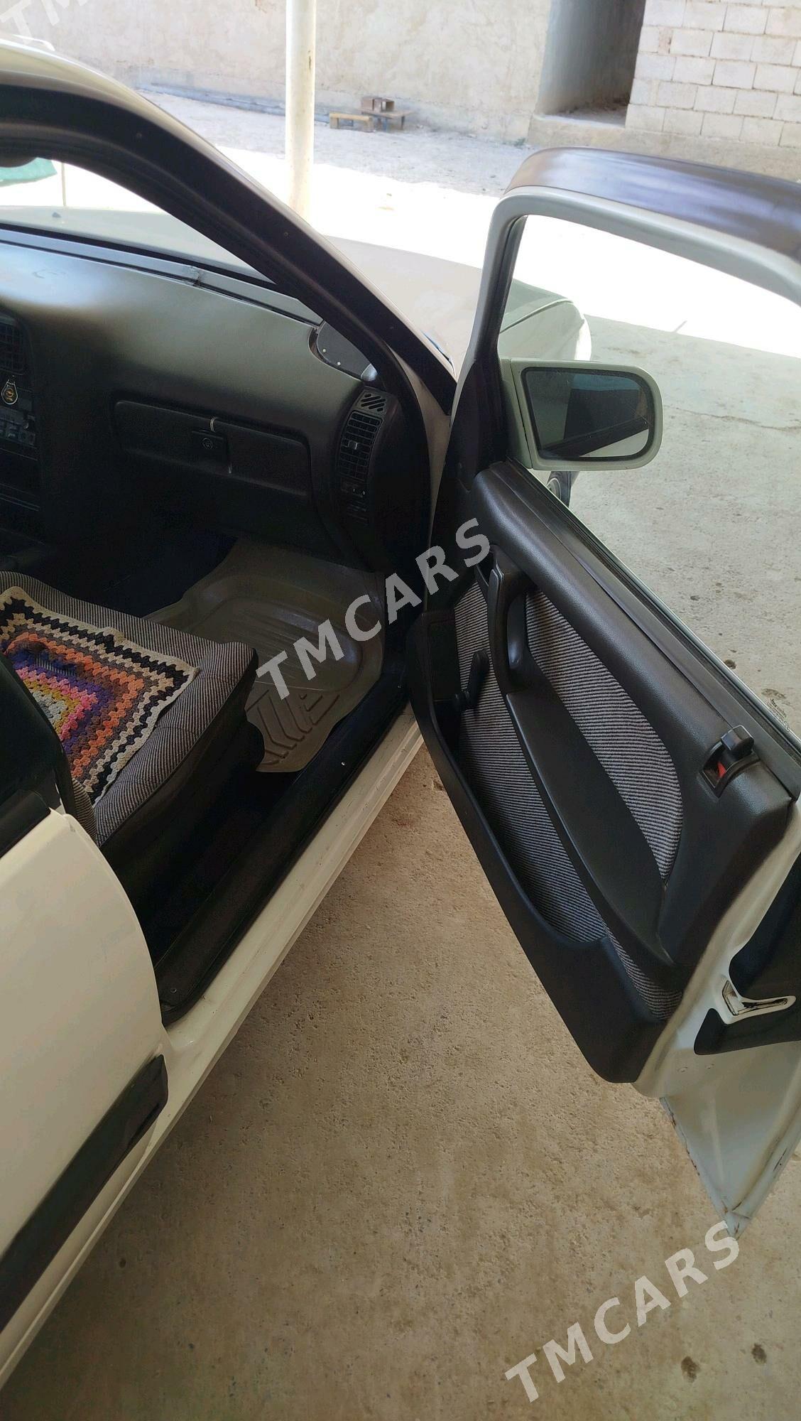 Opel Omega 1990 - 23 000 TMT - Яшлык - img 9