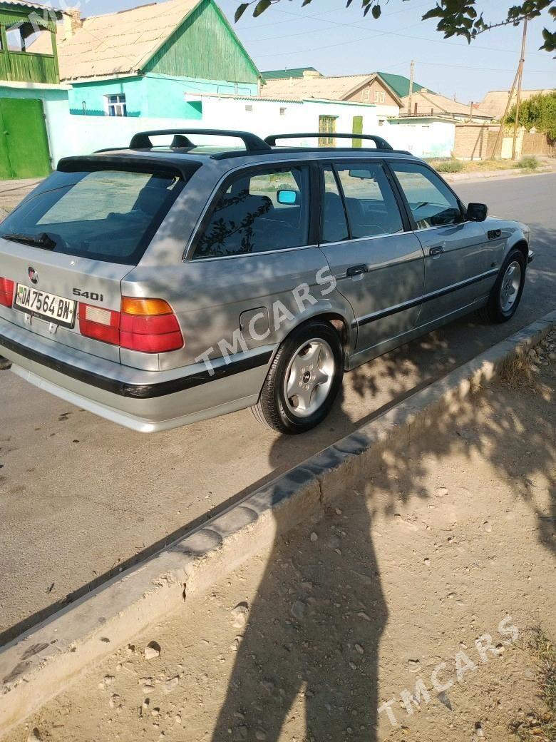 BMW E34 1993 - 65 000 TMT - Балканабат - img 5