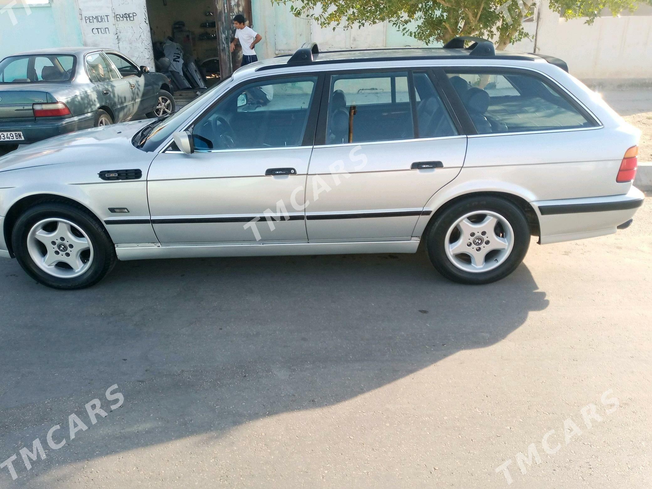 BMW E34 1993 - 65 000 TMT - Балканабат - img 6