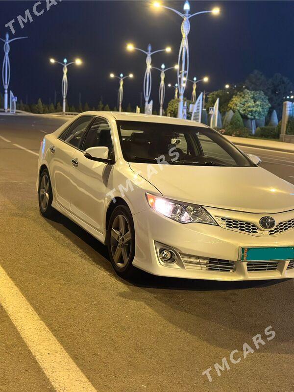Toyota Camry 2013 - 210 000 TMT - Podwoýski köç. (Bitarap Türkmenistan şaýoly) - img 4
