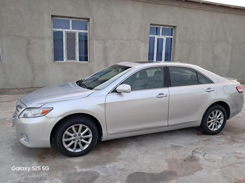 Toyota Camry 2011 - 185 000 TMT - Дашогуз - img 2